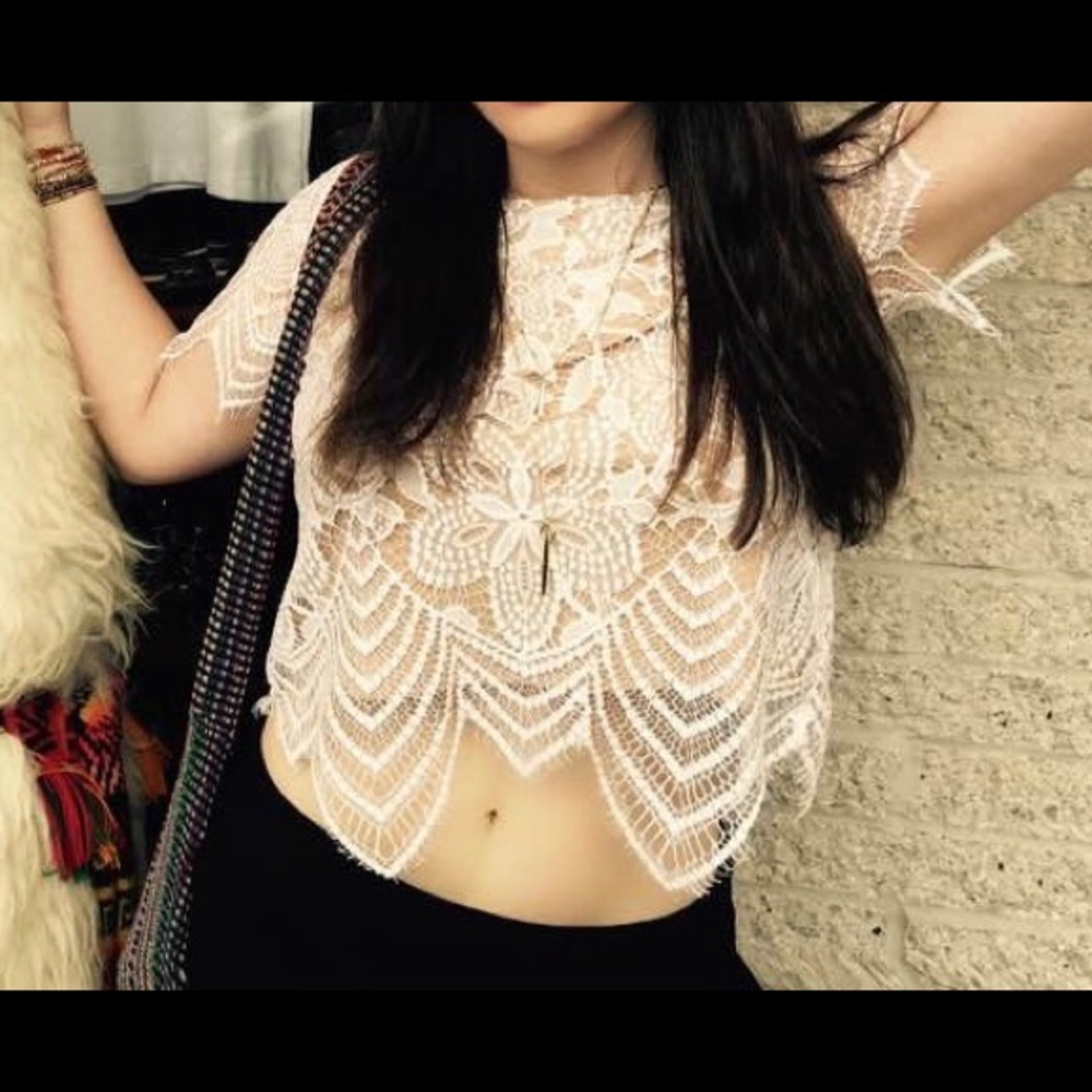 EUC! Express crochet lace crop top